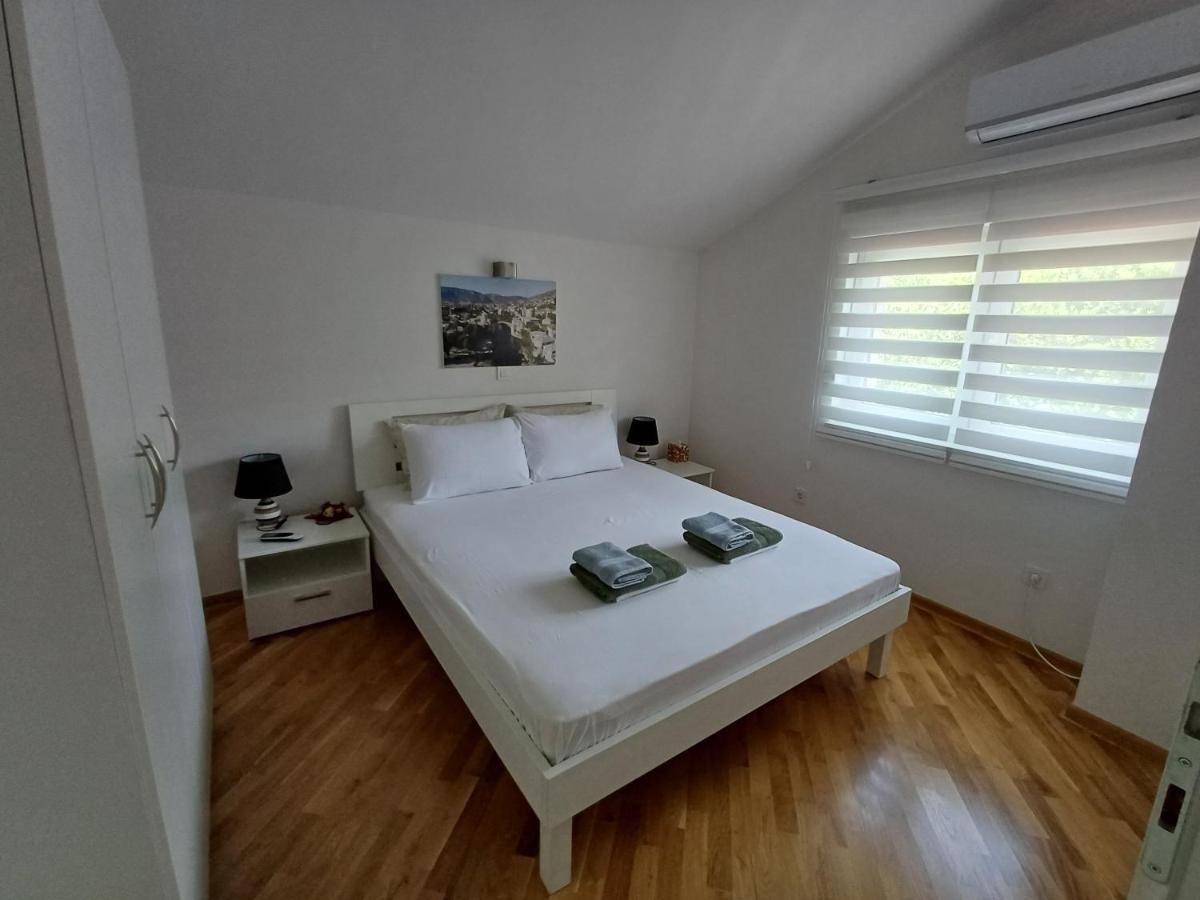 Villa Tamara With Garden And River View - Free Private Parking - Garage Mostar Exteriér fotografie