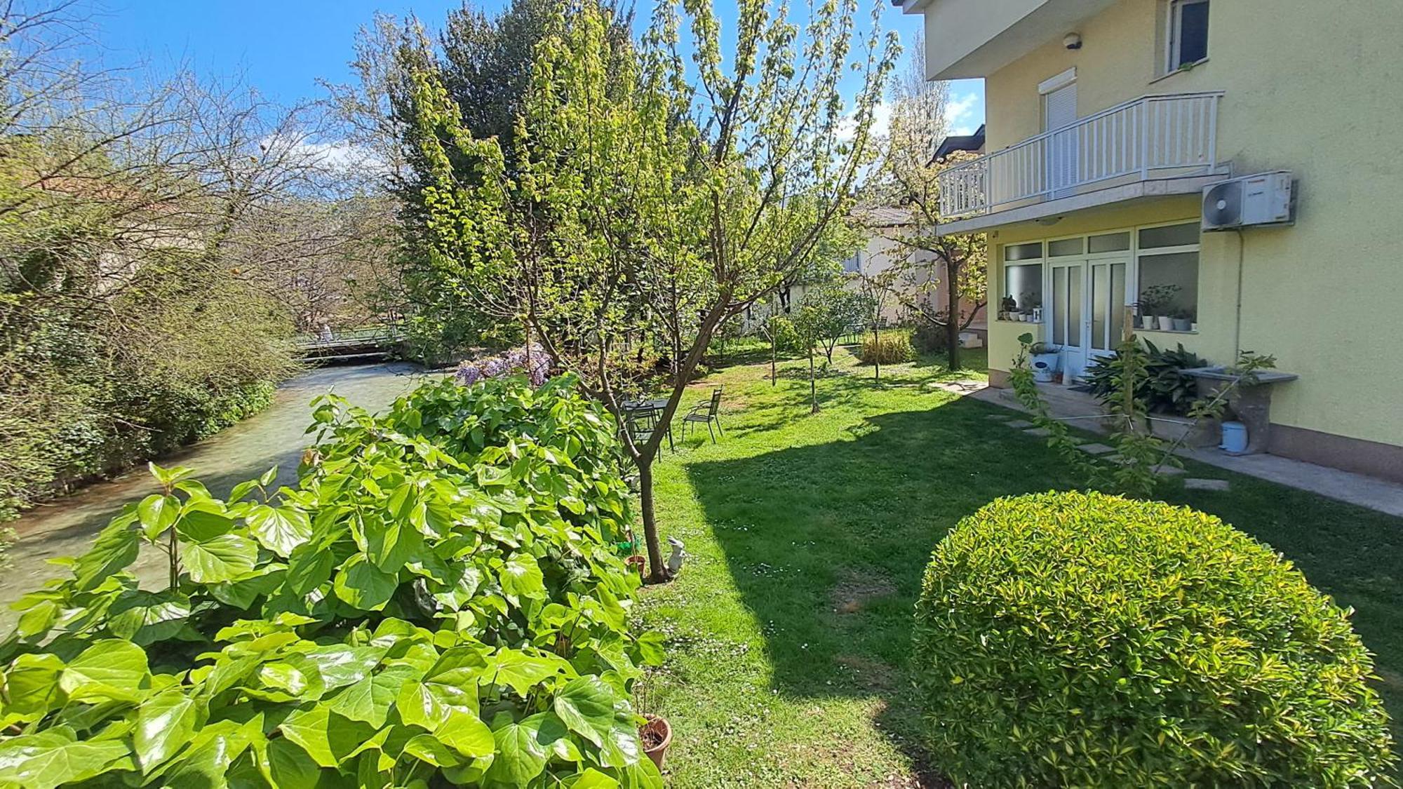 Villa Tamara With Garden And River View - Free Private Parking - Garage Mostar Exteriér fotografie